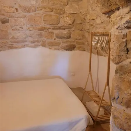 Country house Gallipoli Lato Sud, Trullo Antica Dimora