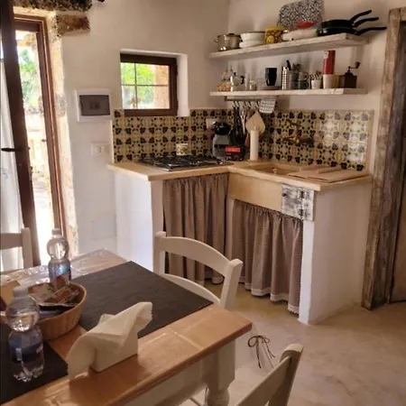 Hétvégi ház Gallipoli Lato Sud, Trullo Antica Dimora Torre Suda