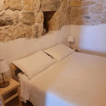 Country house Gallipoli Lato Sud, Trullo Antica Dimora